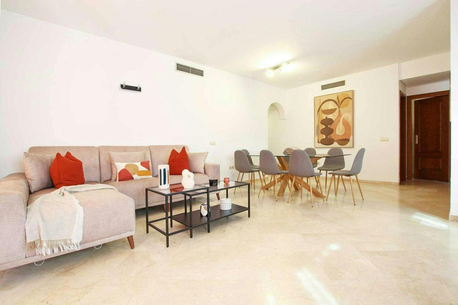 Апартаменты Piso 4 Hab. - Elviria Playa Марбелья Экстерьер фото